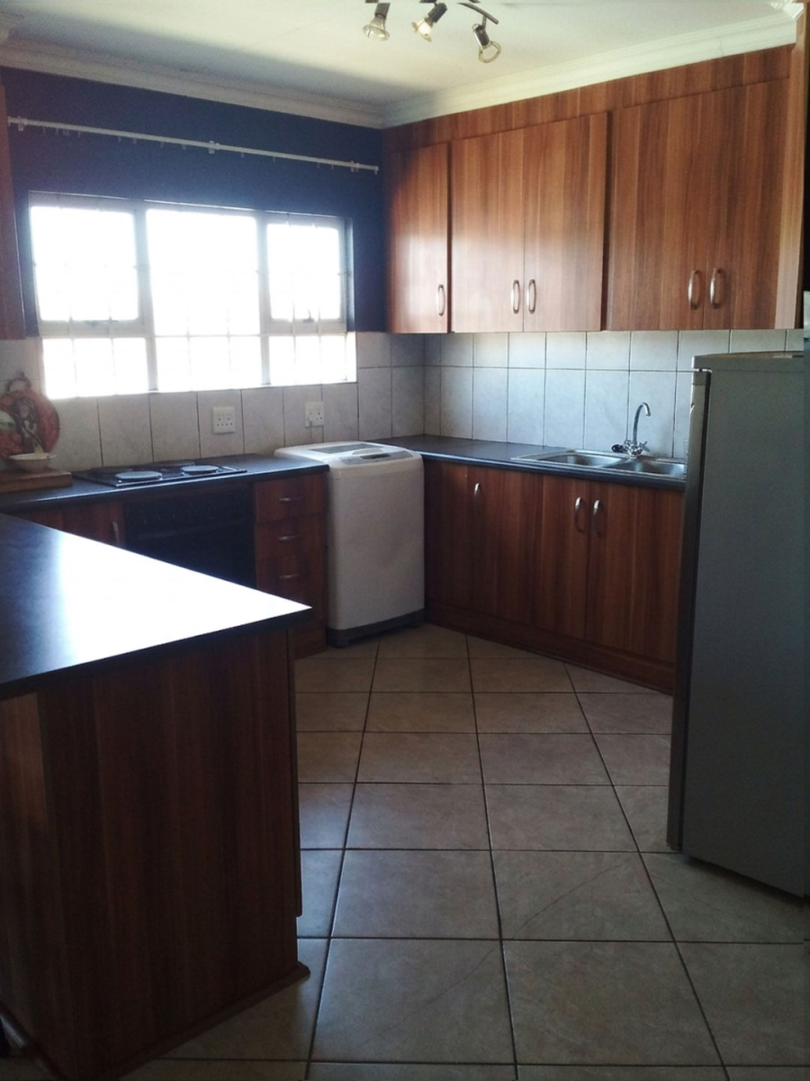 To Let 4 Bedroom Property for Rent in Universitas Free State
